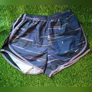 Nike tempo running shorts Size: M